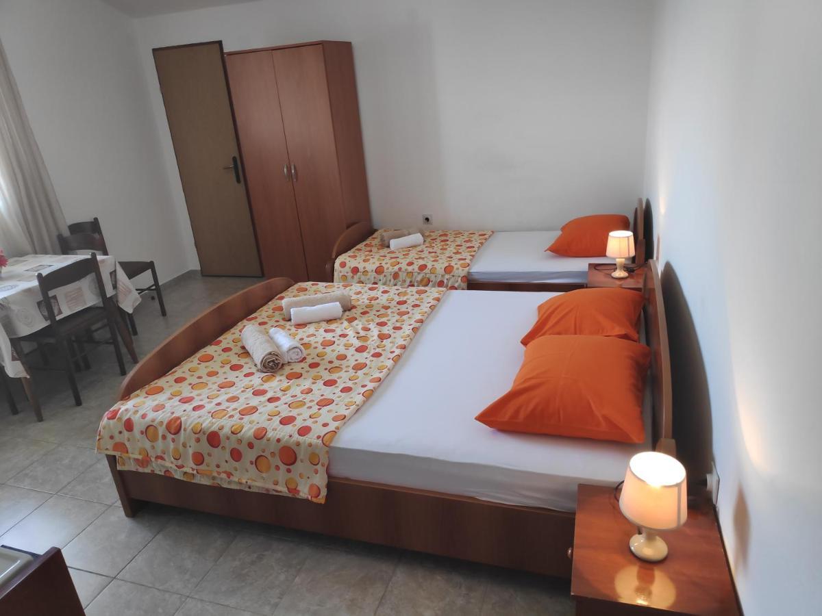 Vitic Appartement Bar